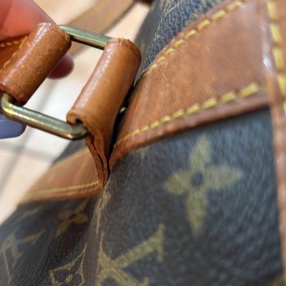 Authentic 💎 Louis Vuitton Travel Keepall 35 - Picture 14 of 17